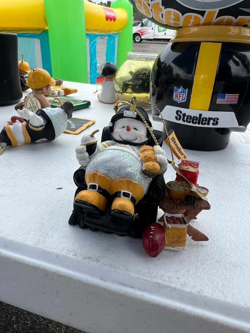 The Bradford Exchange Pittsburgh Steelers Snowman Game Day Figurine Ornament